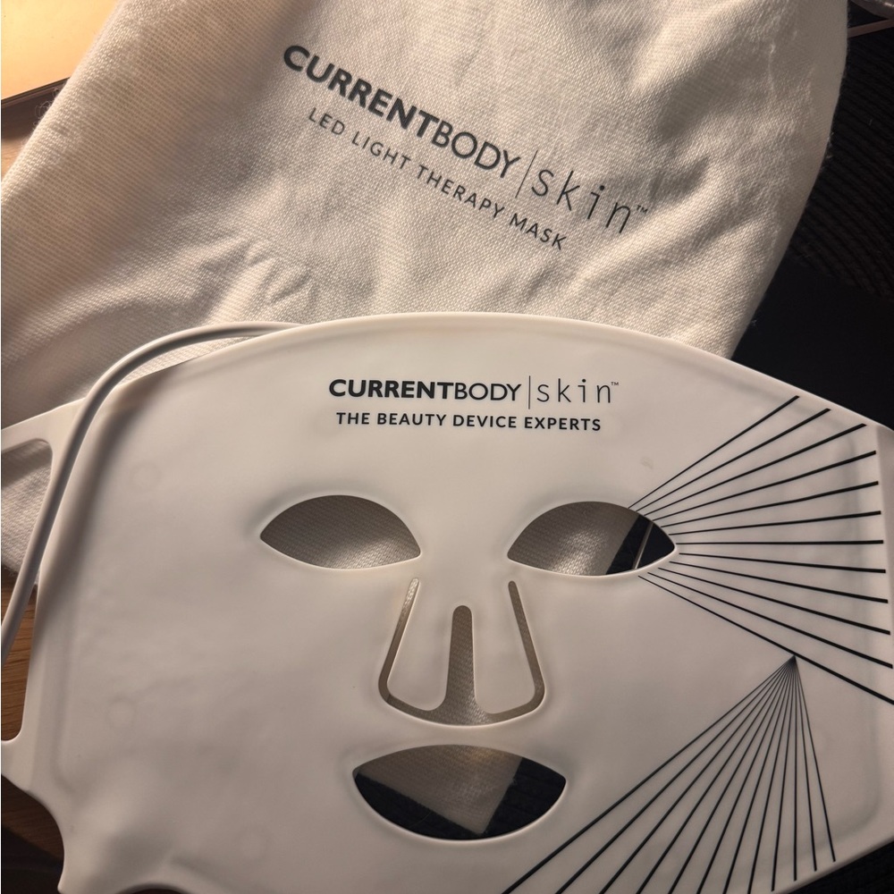 CurrentBody LED Red Light Therapy Face Mask & Neck Mask Series 1